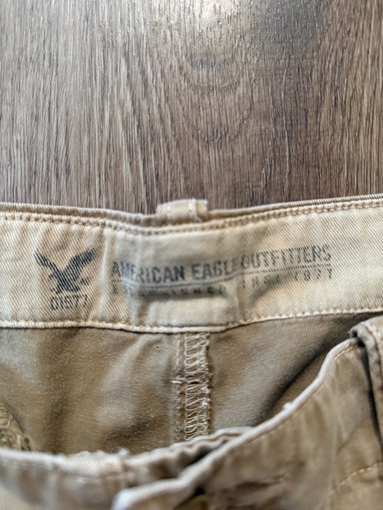 American Eagle Shorts khaki raw hem shorts size 38 - Picture 8 of 11
